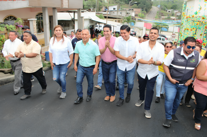 El alcalde Éber Ponce considera a la prefectura es un aliado estratégico en su gestión y asegura que hubiera sido muy difícil para el municipio realizar por su cuenta los trabajos.