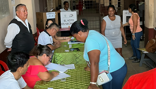 La transparencia del proceso se evidenció con la presencia de los delegados electorales, resultando ganadora la lista A, presidida por Ángel Reyes Vera y Lorena Carchi Ramírez, con 134 votos a favor, de un total de 358 personas inscritas para elegir a las autoridades.