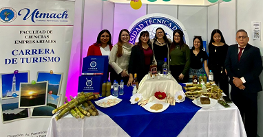 92002869205 (1) La carrera de Turismo es una de las opciones académicas que tienen los aspirantes a un cupo en la UTMACH. Actualmente 300 jóvenes se forman para tener un excelente desempeño laboral en el área de desarrollo e innovación turística, de hotelería, como asesores o consultores en este ámbito productivo.